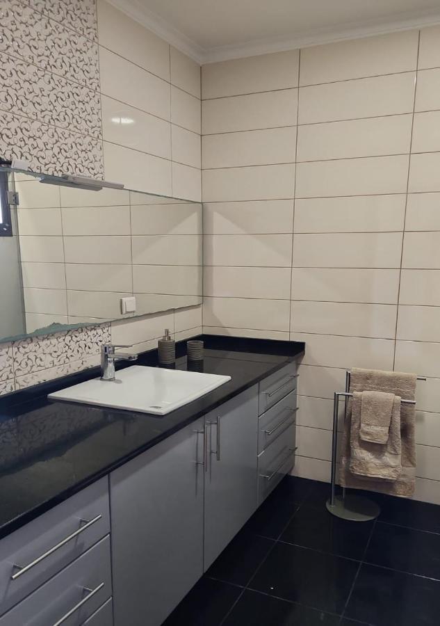 Ocean Breeze Apartment São Vicente Kültér fotó